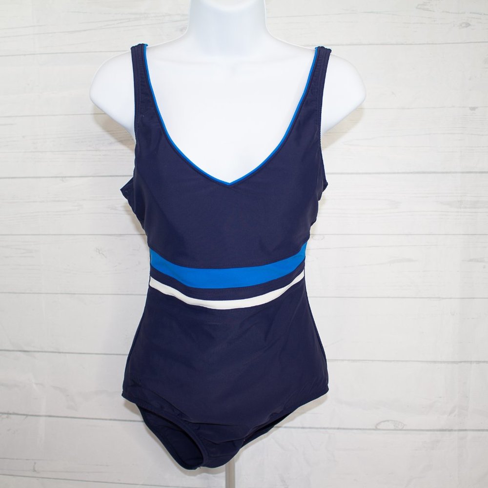 Speedo One Piece Swimsuit. Navy Blue. Size 10